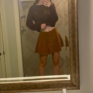 “RARE” BRANDY MELVILLE SKIRT